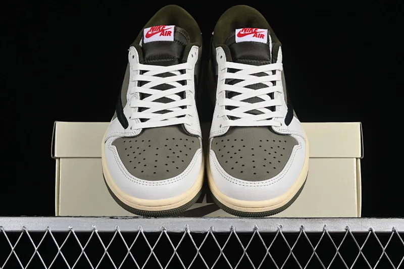 All categories Air Jordan Jordan series basketball shoes Air Jordan 1 Low B1 special price Travis Scott x Air Jordan 1 Low OG AJ1 Joe 1 undercut low top DM7866-200